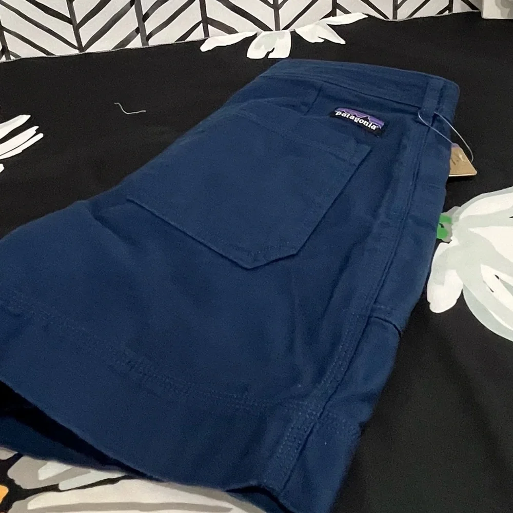 NWT Patagonia 100% Organic Cotton Slub Shorts, 5 inch in Stone Blue, Size 6 - Picture 10 of 13